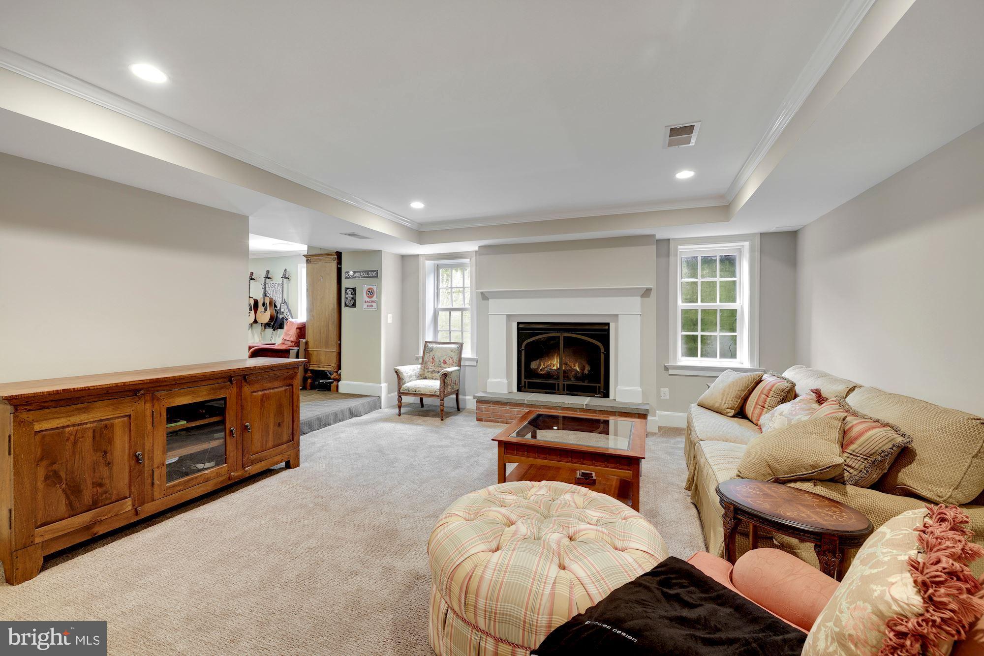 MCAULEY PARK - Residential