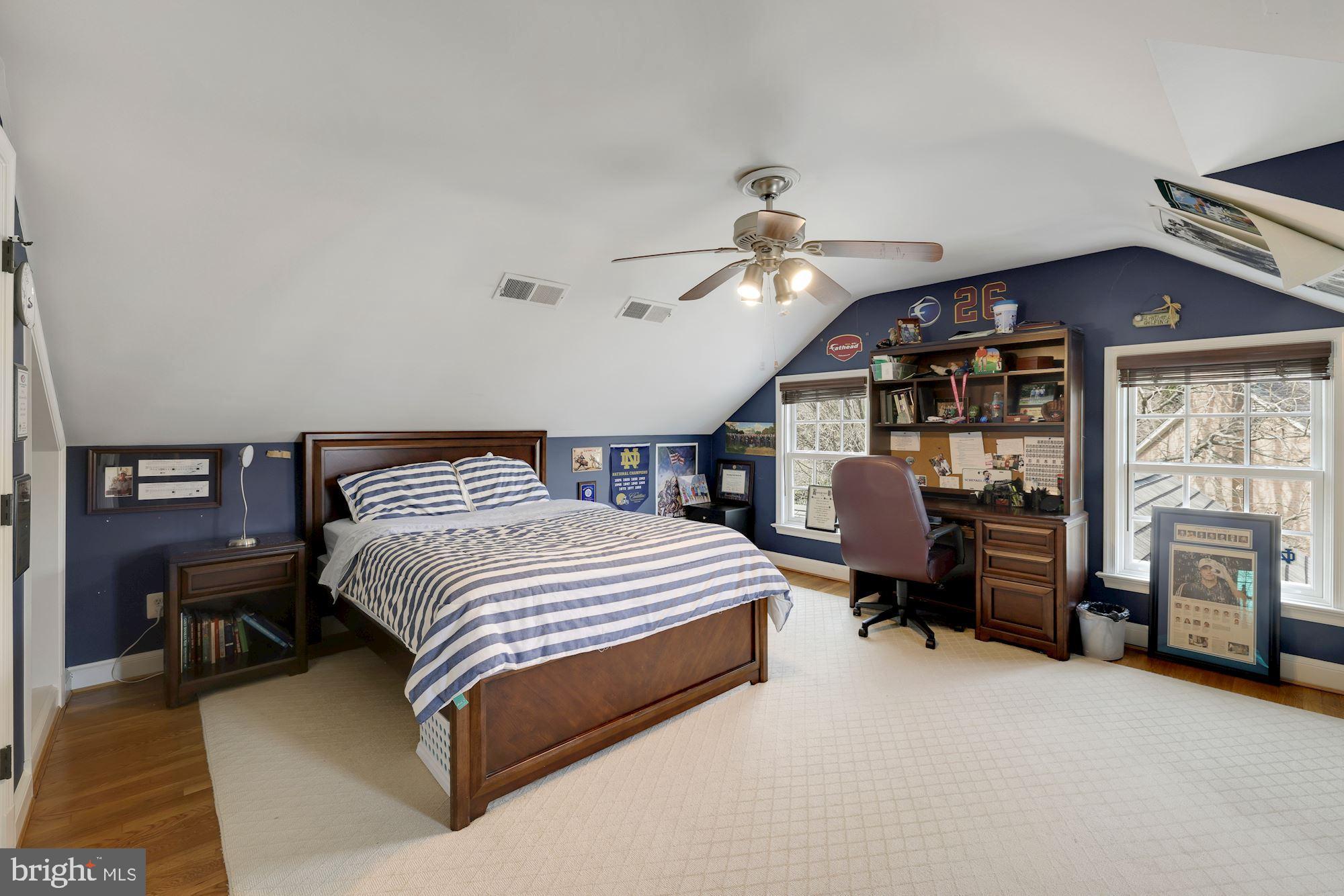 MCAULEY PARK - Residential