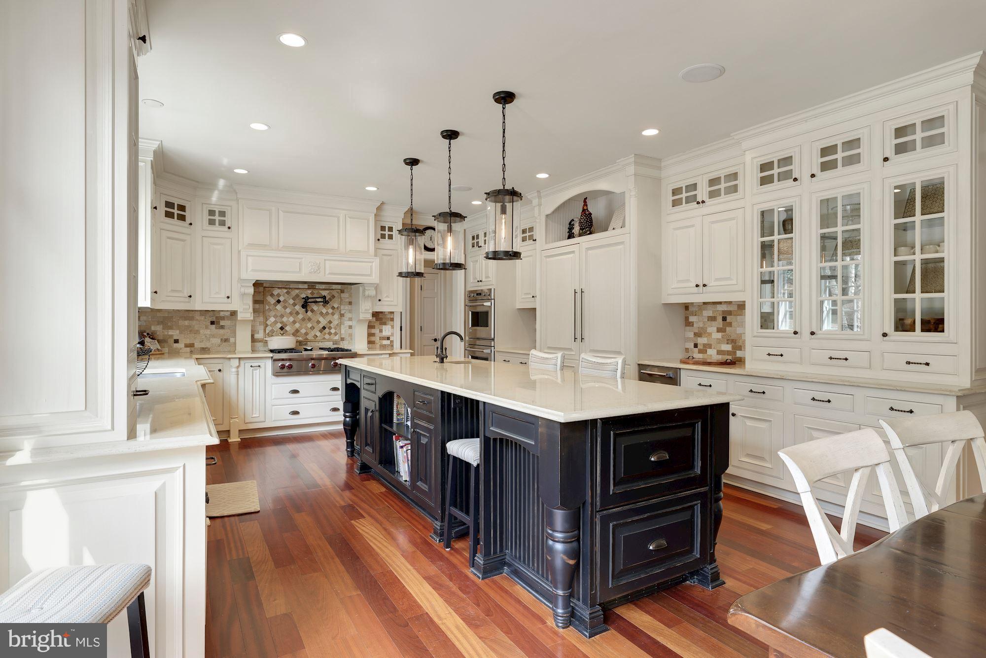 MCAULEY PARK - Residential