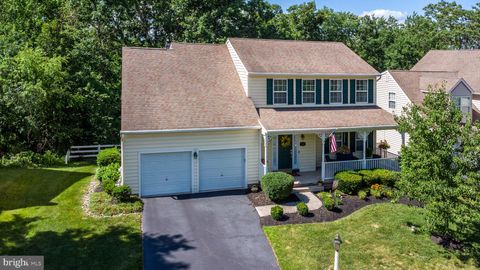 Photo of 165 Glenwood Avenue, COLLEGEVILLE, PA 19426 (MLS # PAMC2182110)