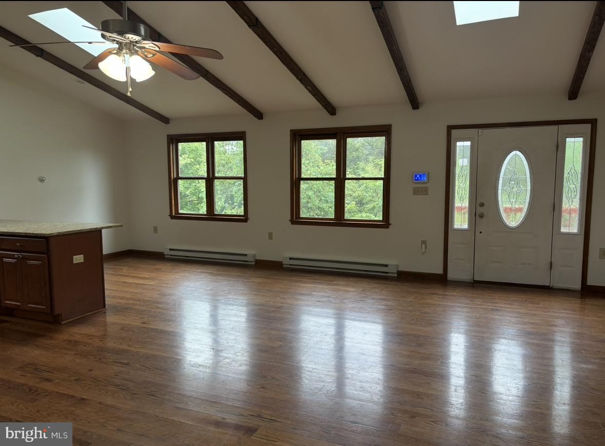 264 CEDAR LANE