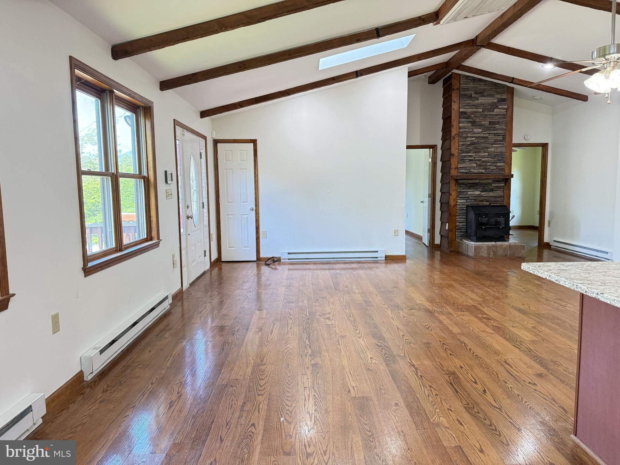 264 CEDAR LANE