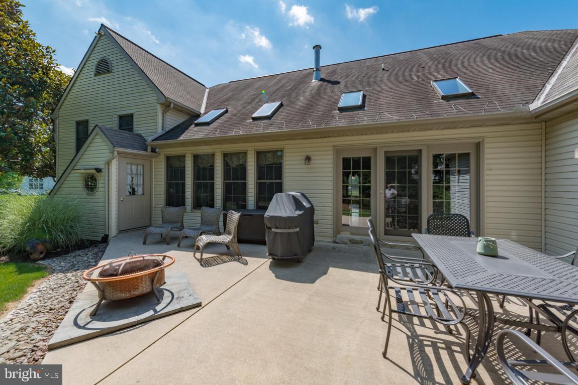 BUTTERFLY ACRES - Residential