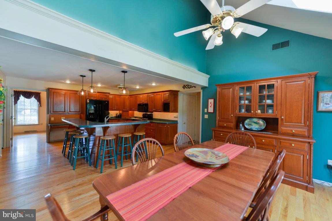 BUTTERFLY ACRES - Residential