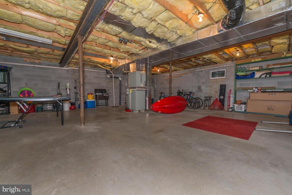 BUTTERFLY ACRES - Residential