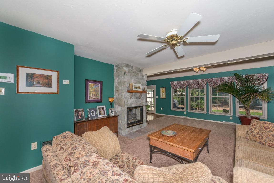 BUTTERFLY ACRES - Residential