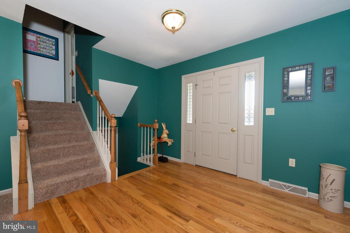 BUTTERFLY ACRES - Residential