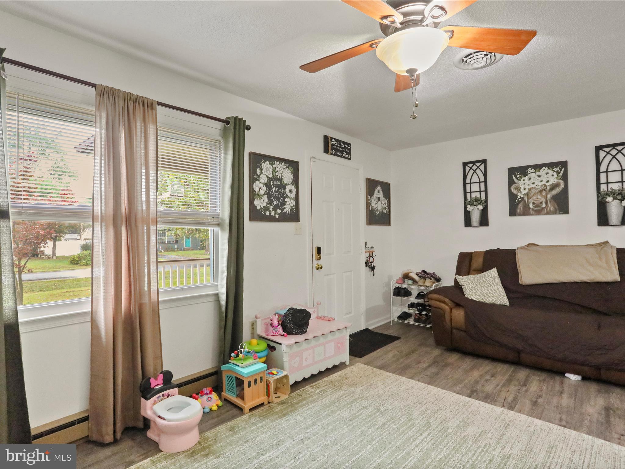 PIKEVIEW ACRES WEST - Residential