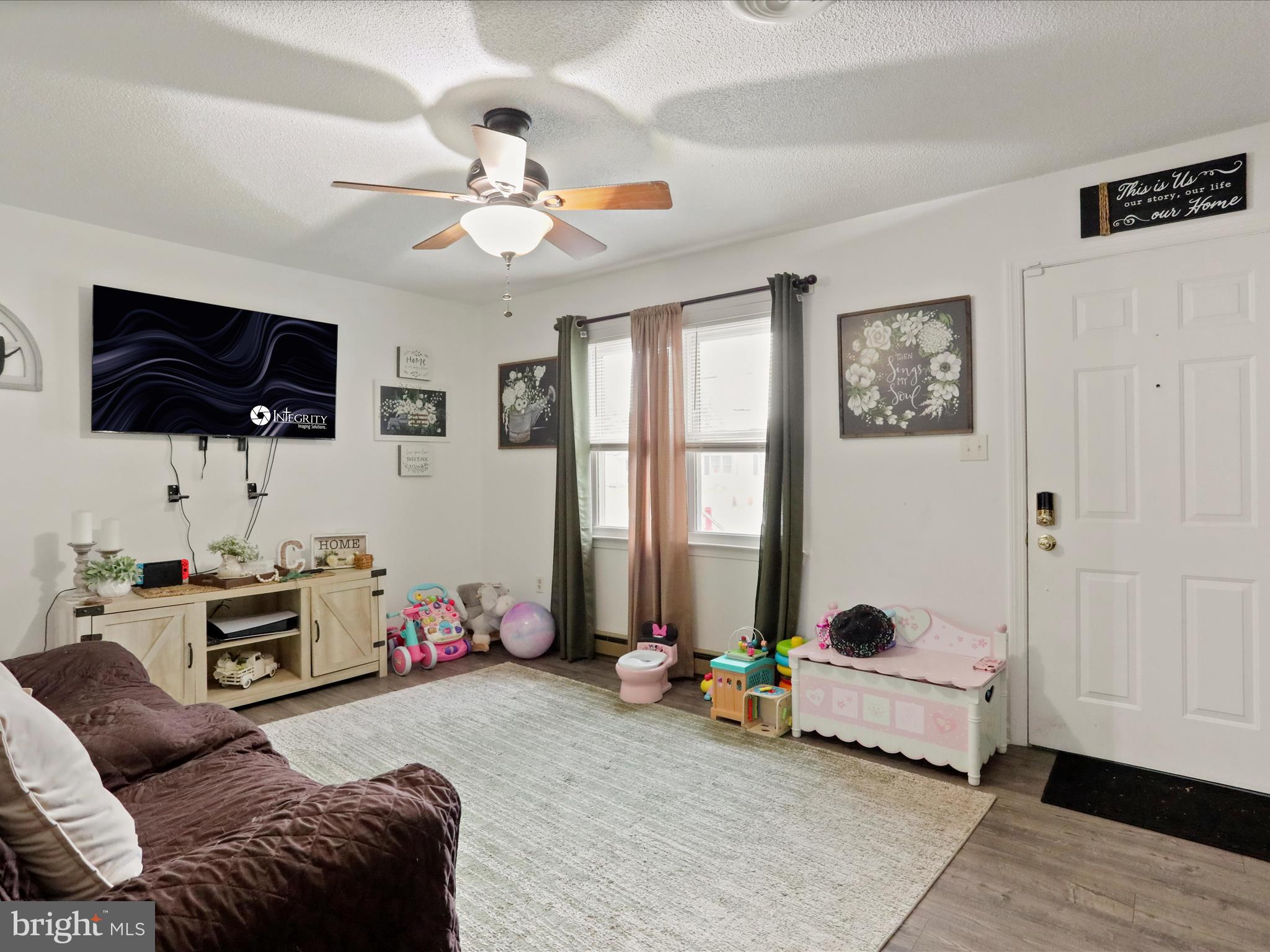 PIKEVIEW ACRES WEST - Residential