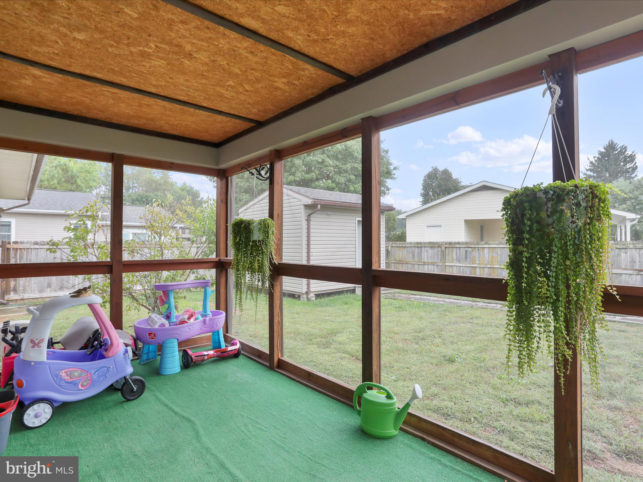 PIKEVIEW ACRES WEST - Residential