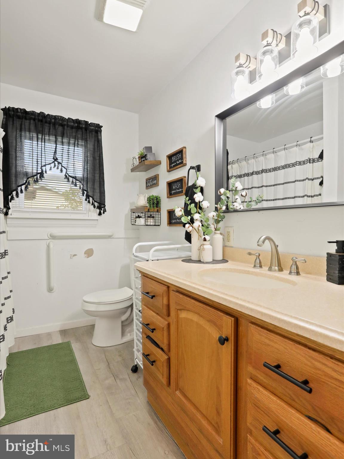 PIKEVIEW ACRES WEST - Residential