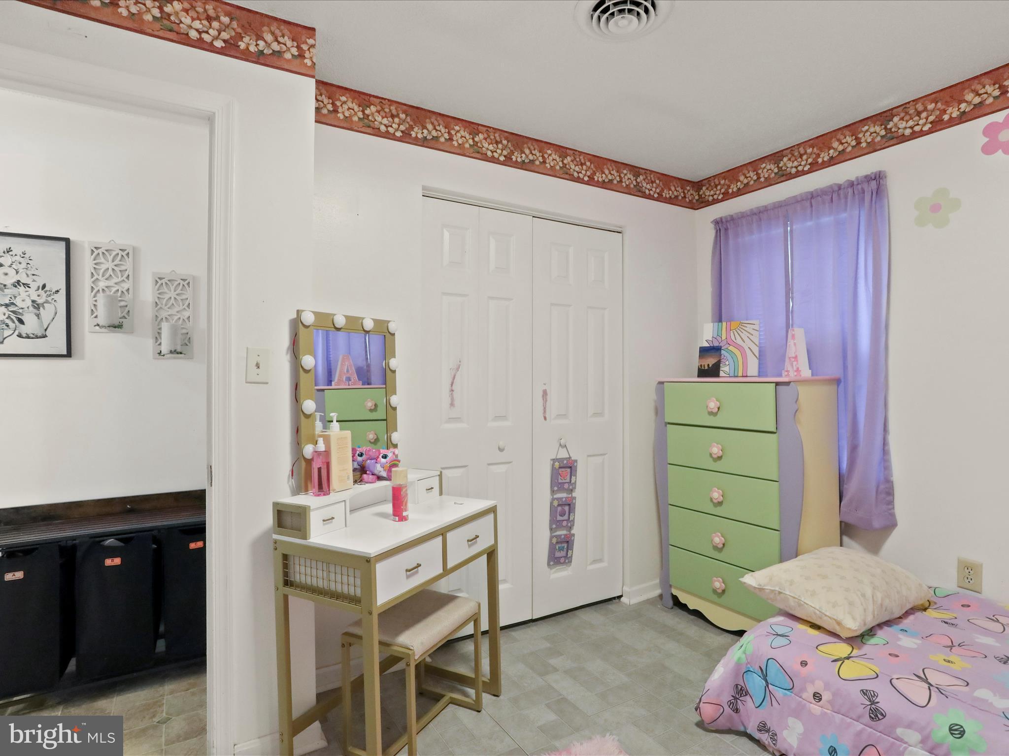 PIKEVIEW ACRES WEST - Residential