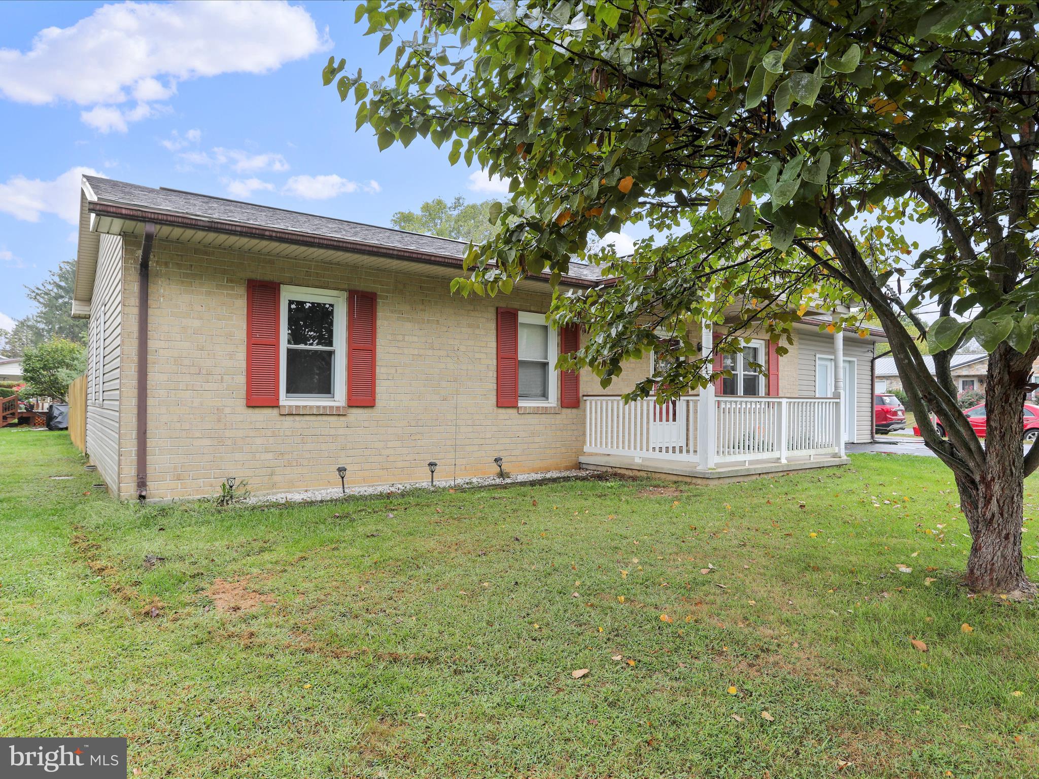 PIKEVIEW ACRES WEST - Residential