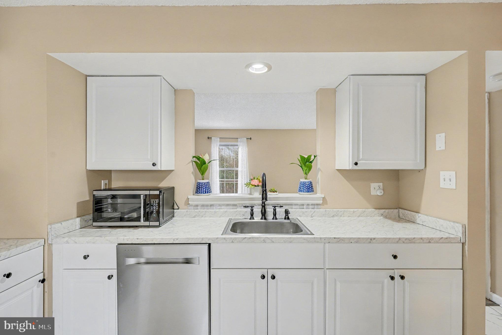 HIGHPOINTE - Residential