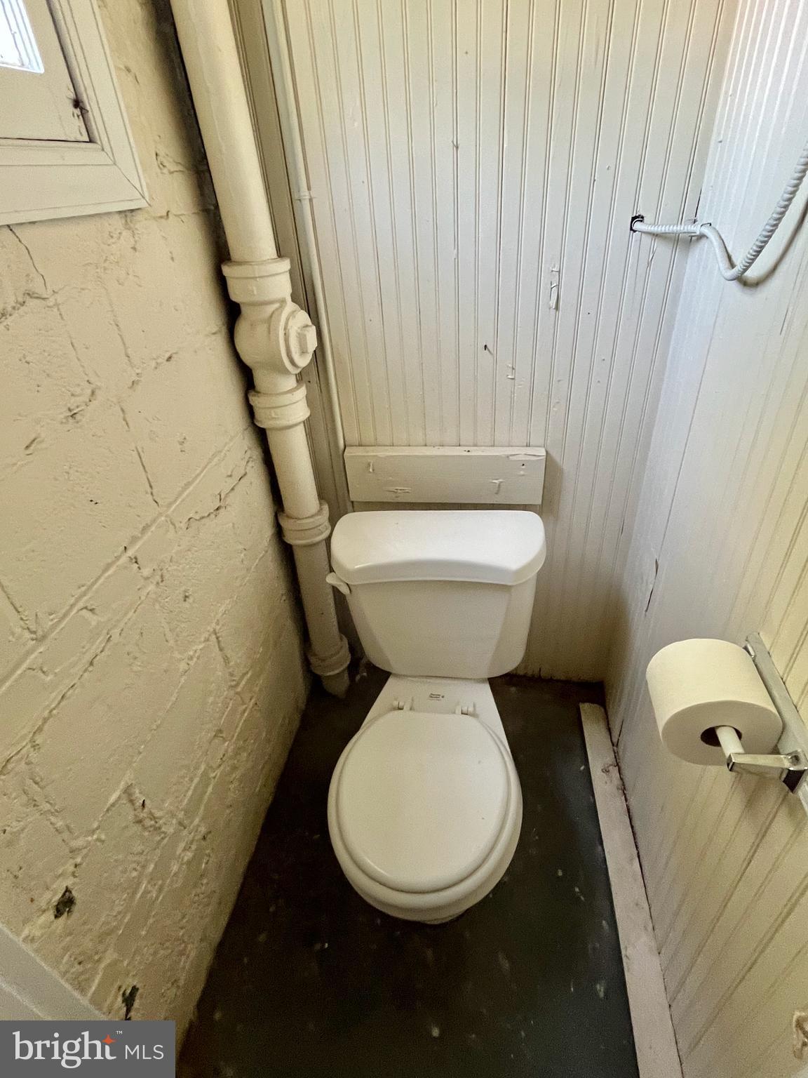 WOODSIDE - Residential Lease