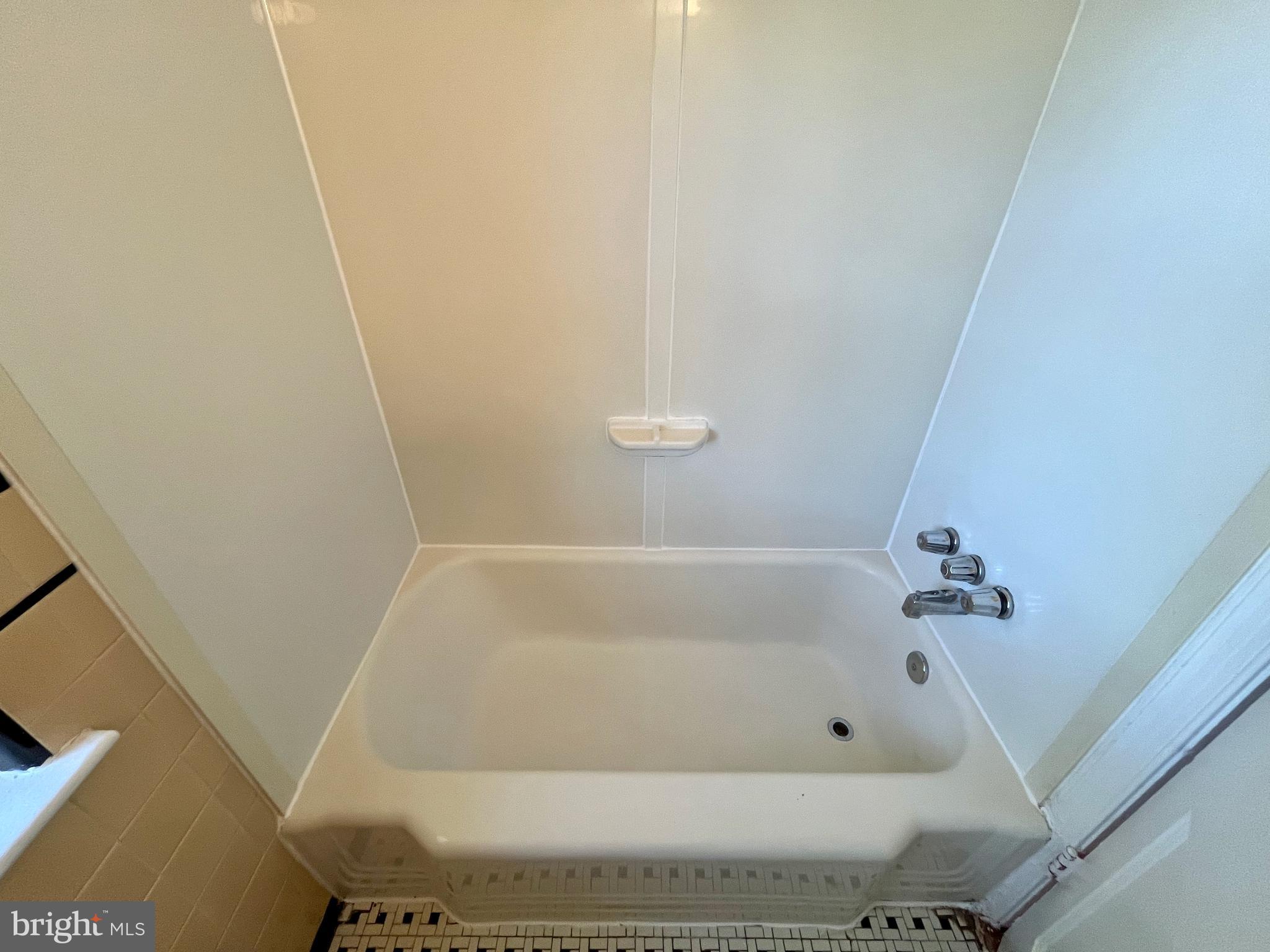 WOODSIDE - Residential Lease