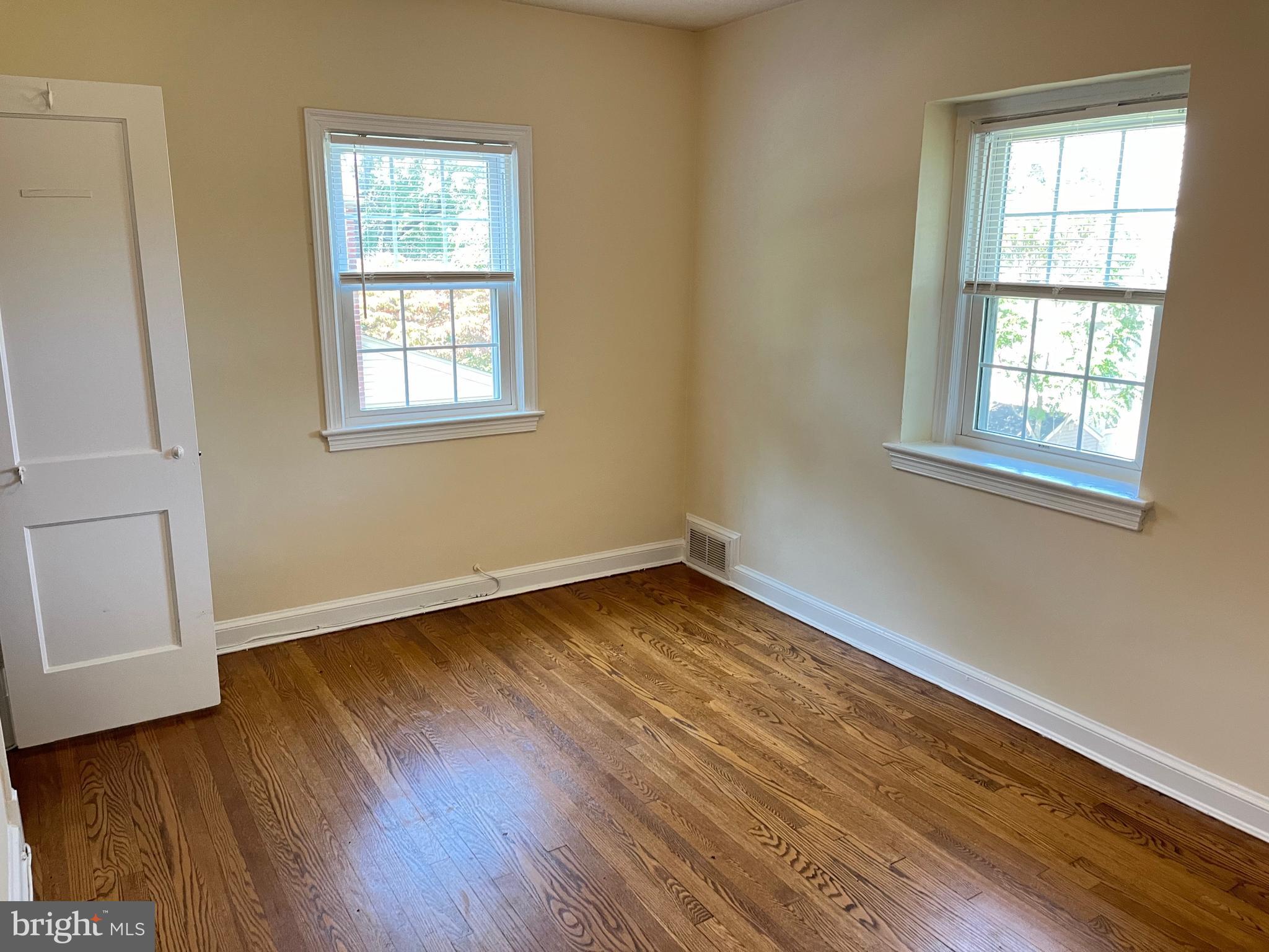 WOODSIDE - Residential Lease