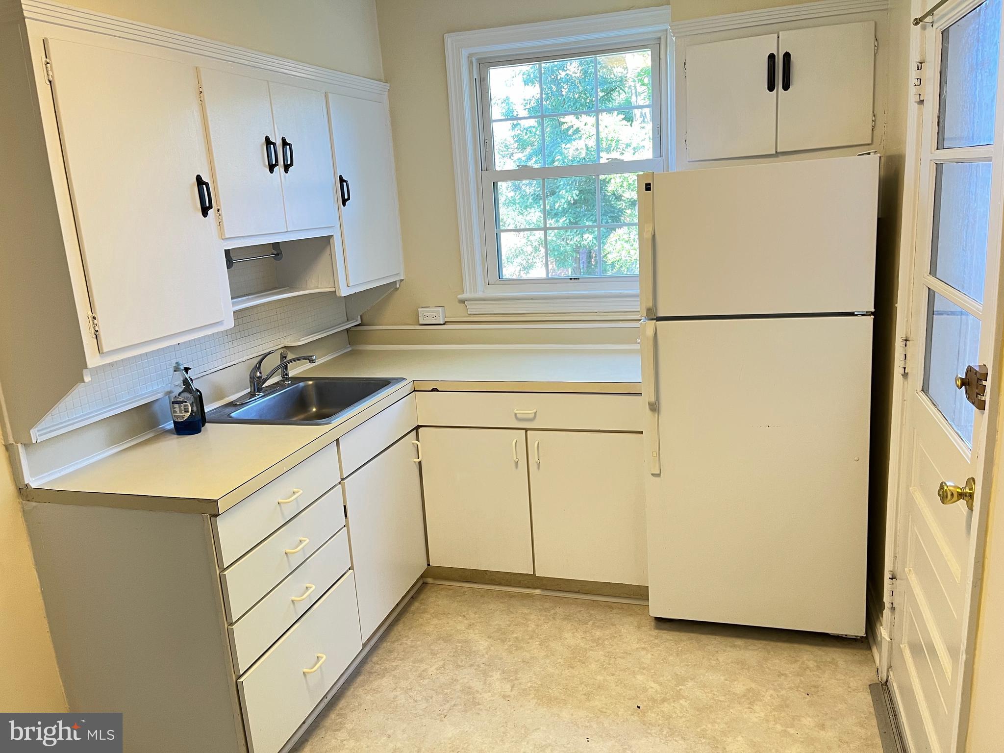 WOODSIDE - Residential Lease