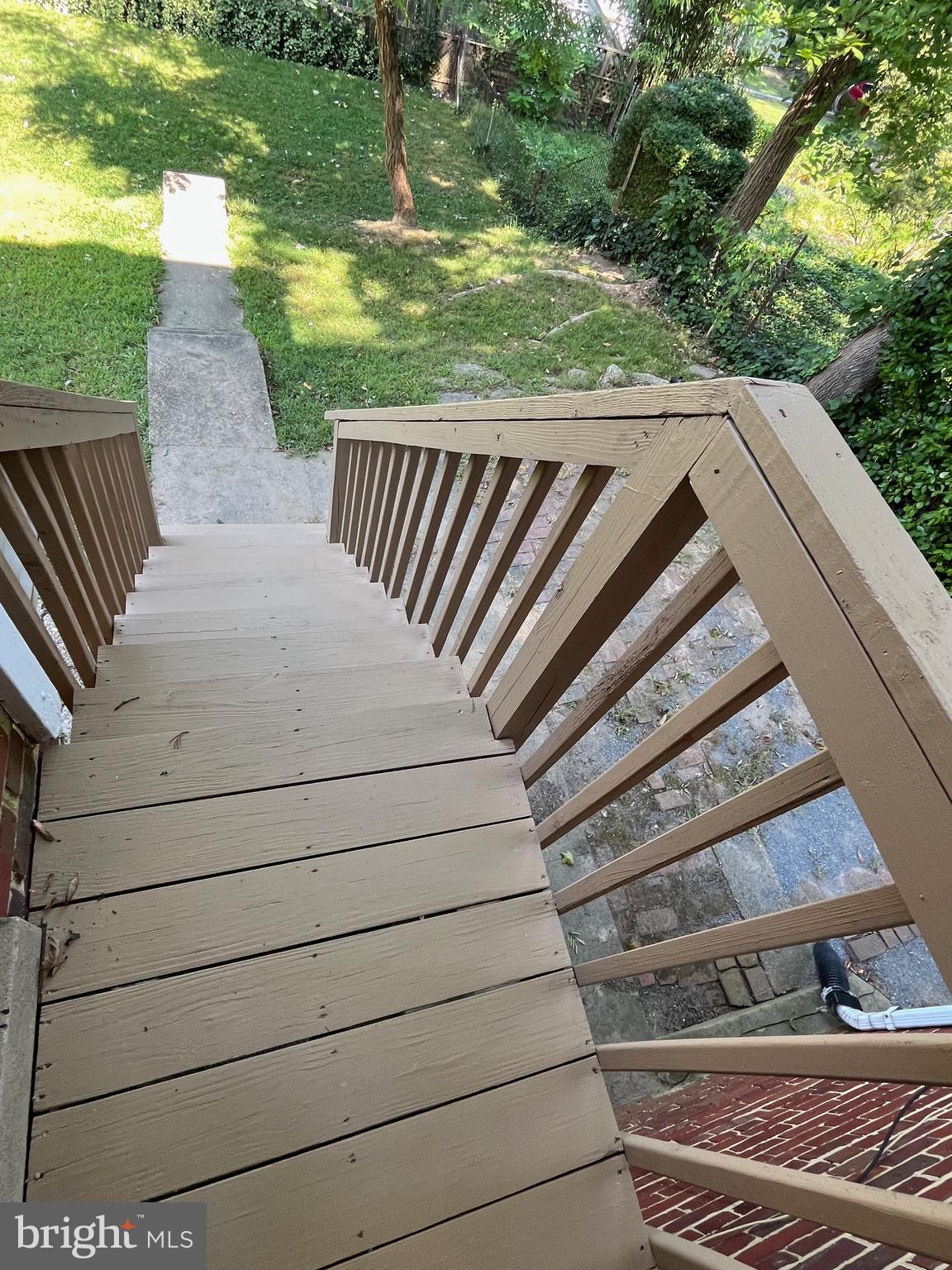 WOODSIDE - Residential Lease