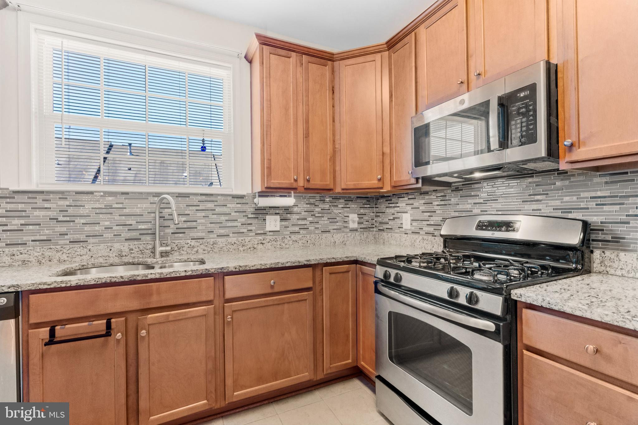 19465 PROMENADE DRIVE