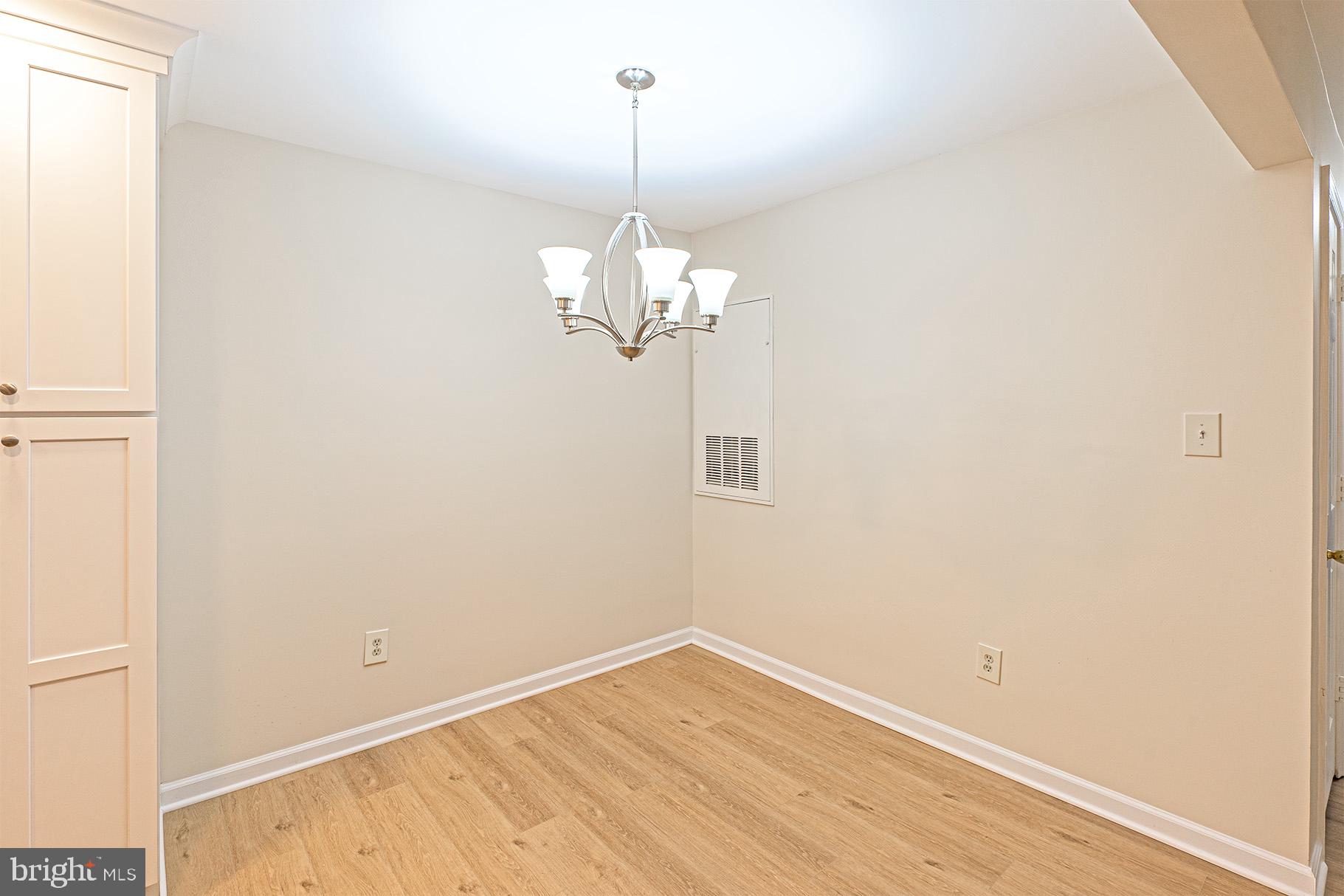 BRISTOL HOUSE - Residential Lease