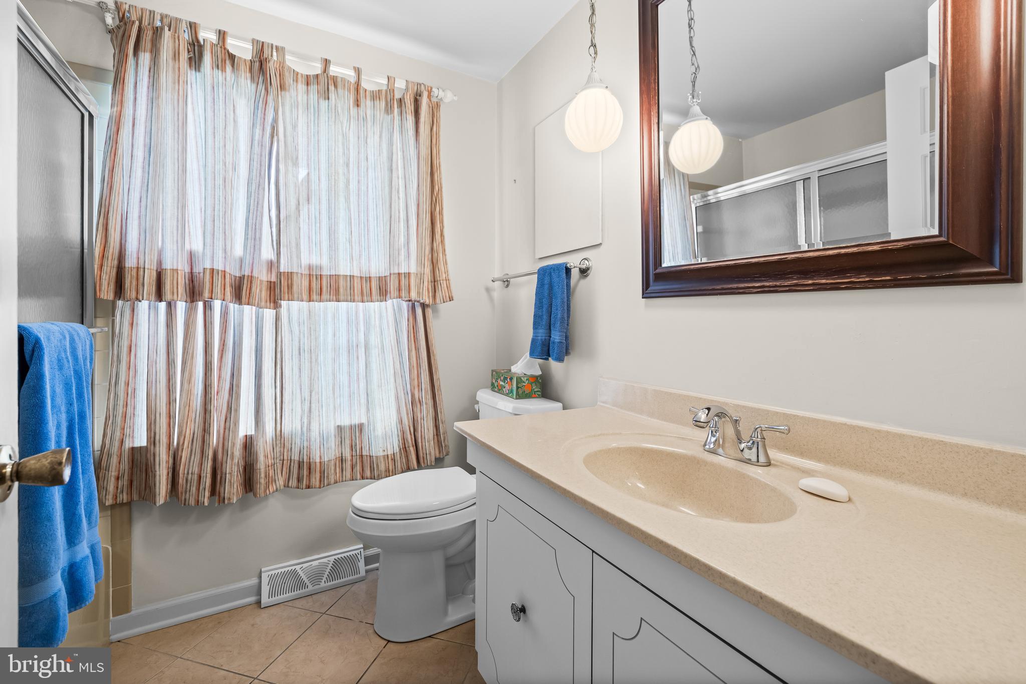 ROCHELLE MEADOWS - Residential