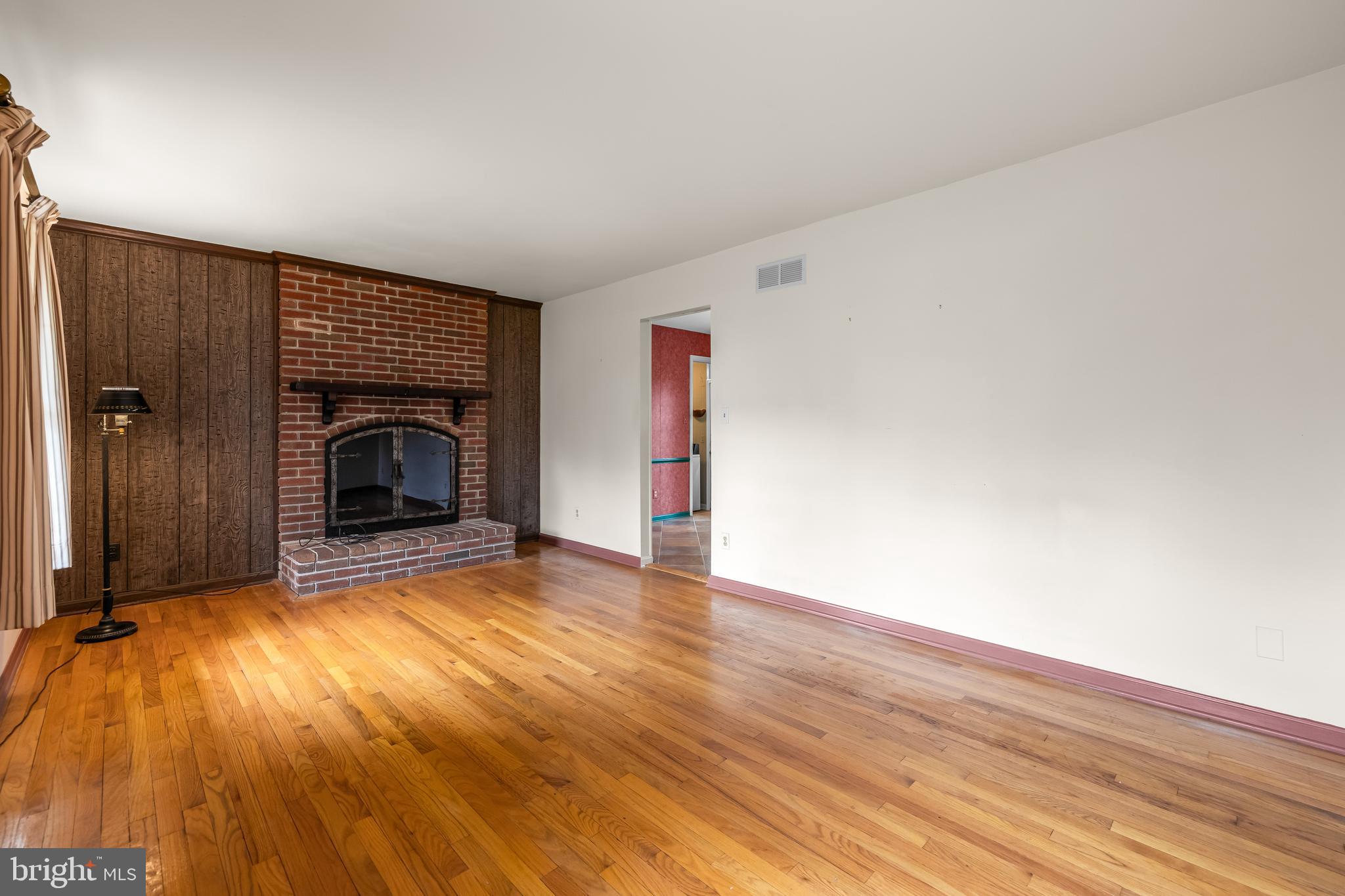 ROCHELLE MEADOWS - Residential