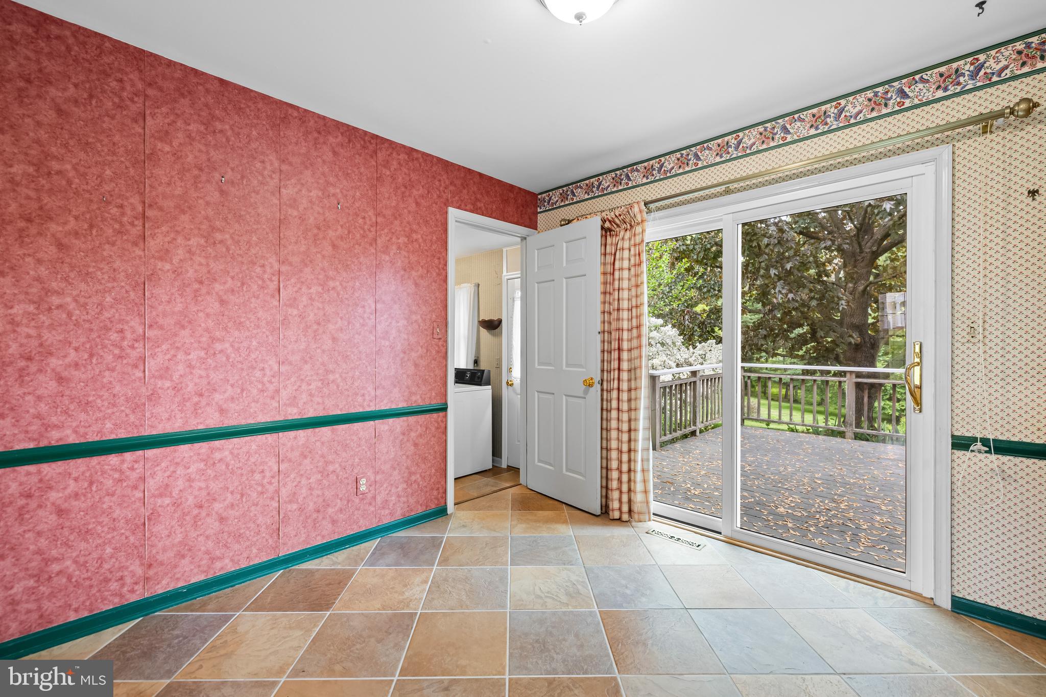 ROCHELLE MEADOWS - Residential