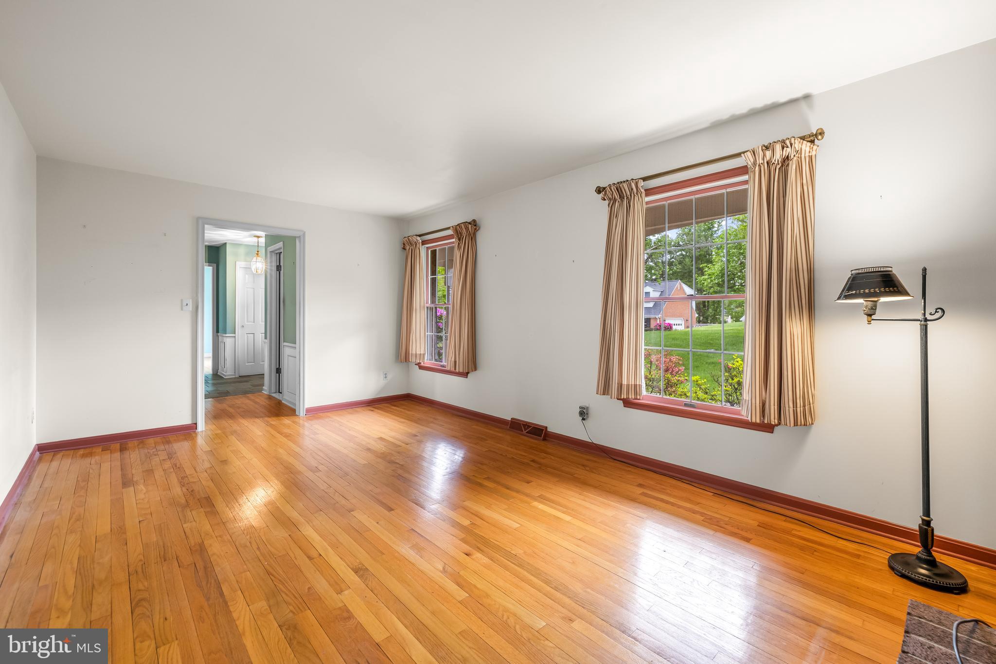 ROCHELLE MEADOWS - Residential