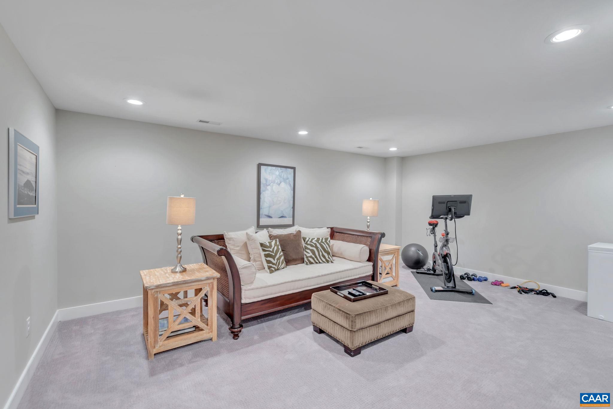 OLD TRAIL - Residential