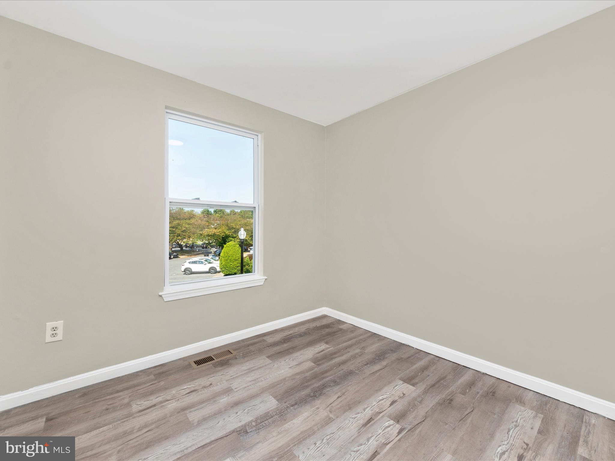 LONGMEAD CROSSING - Residential