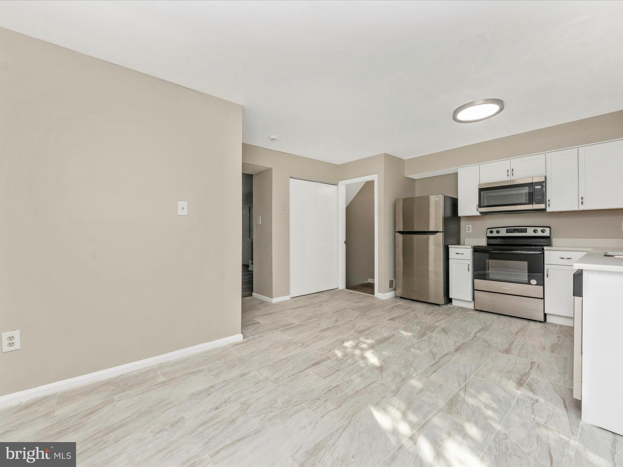 LONGMEAD CROSSING - Residential