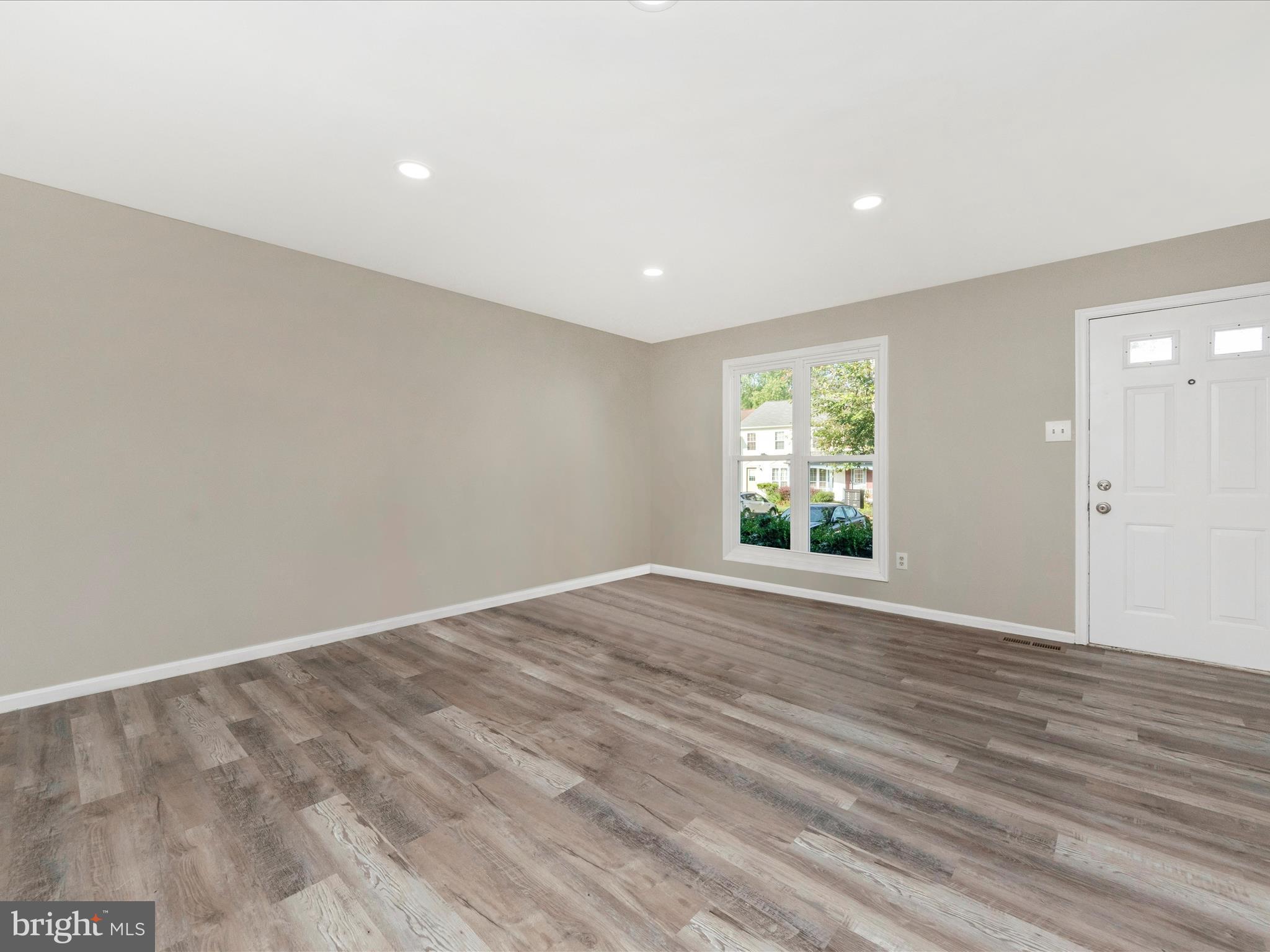 LONGMEAD CROSSING - Residential