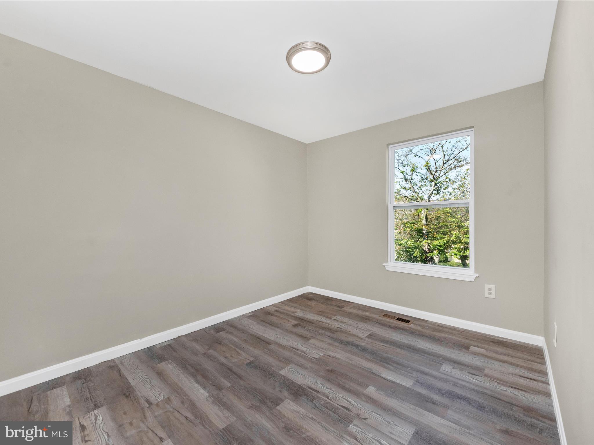 LONGMEAD CROSSING - Residential