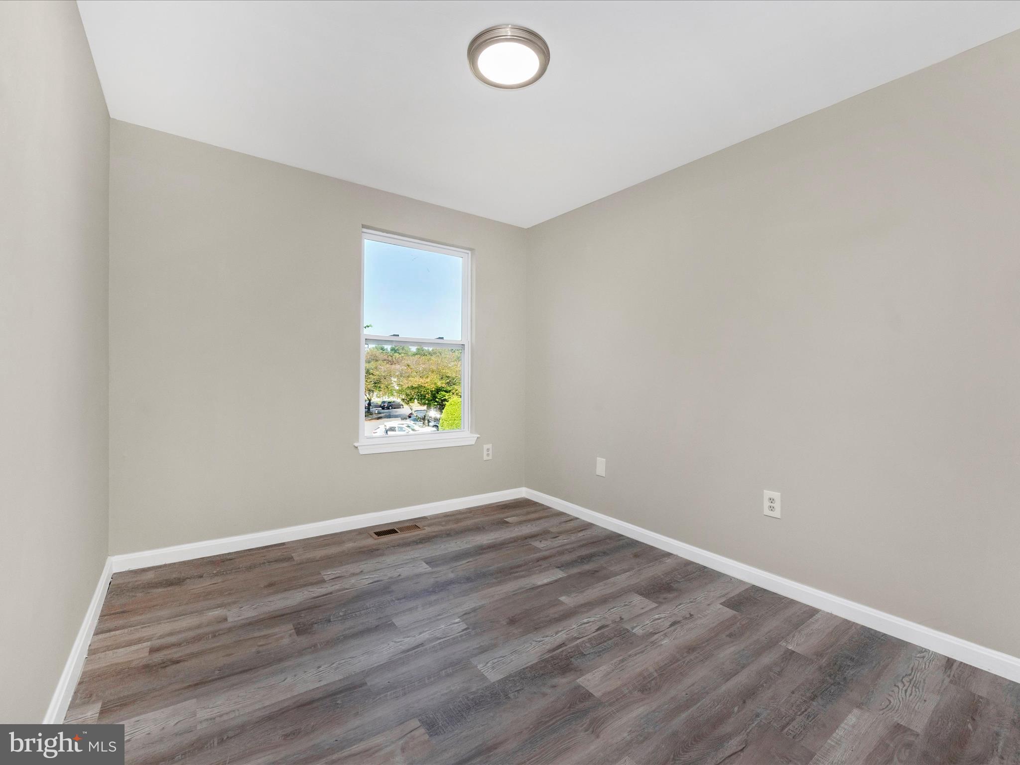 LONGMEAD CROSSING - Residential