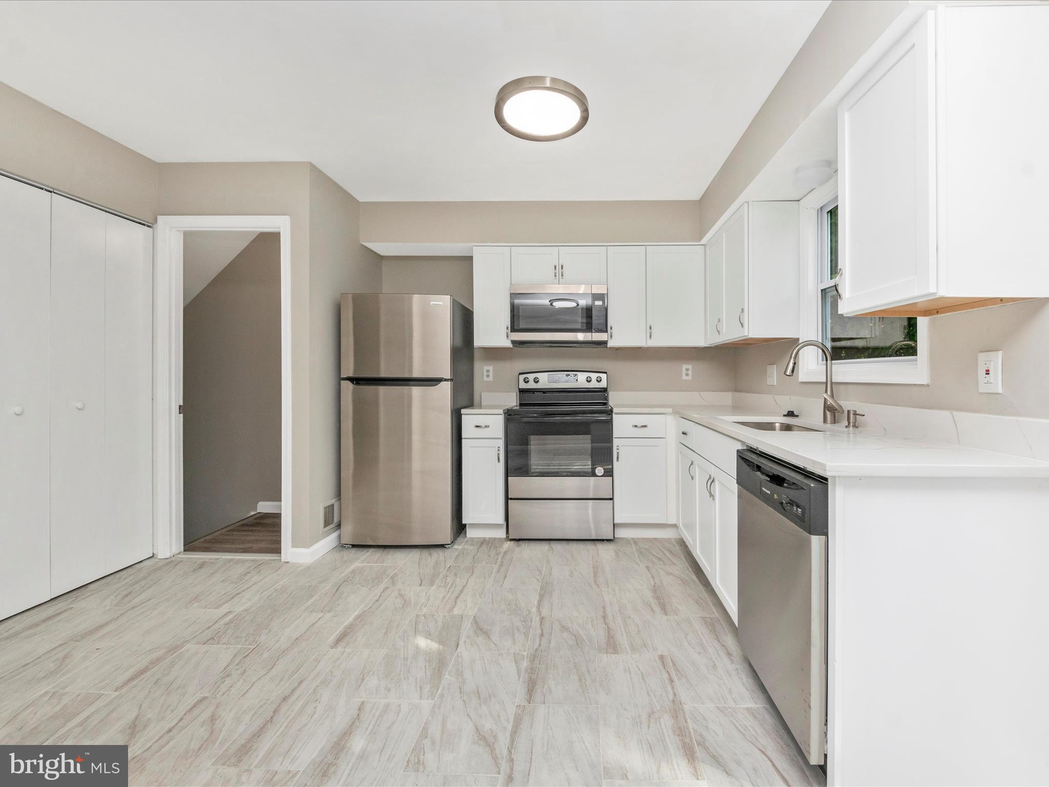 LONGMEAD CROSSING - Residential