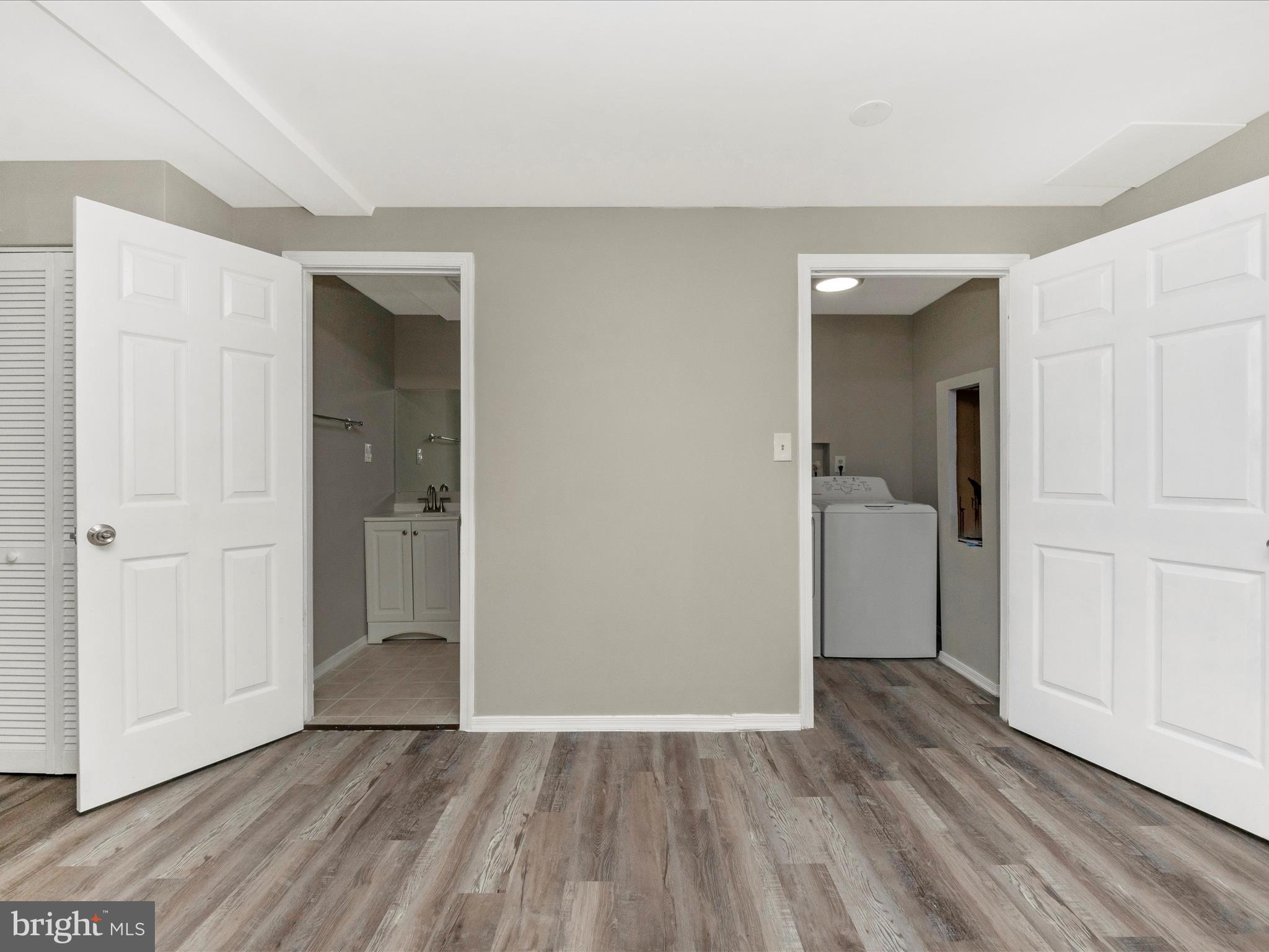 LONGMEAD CROSSING - Residential