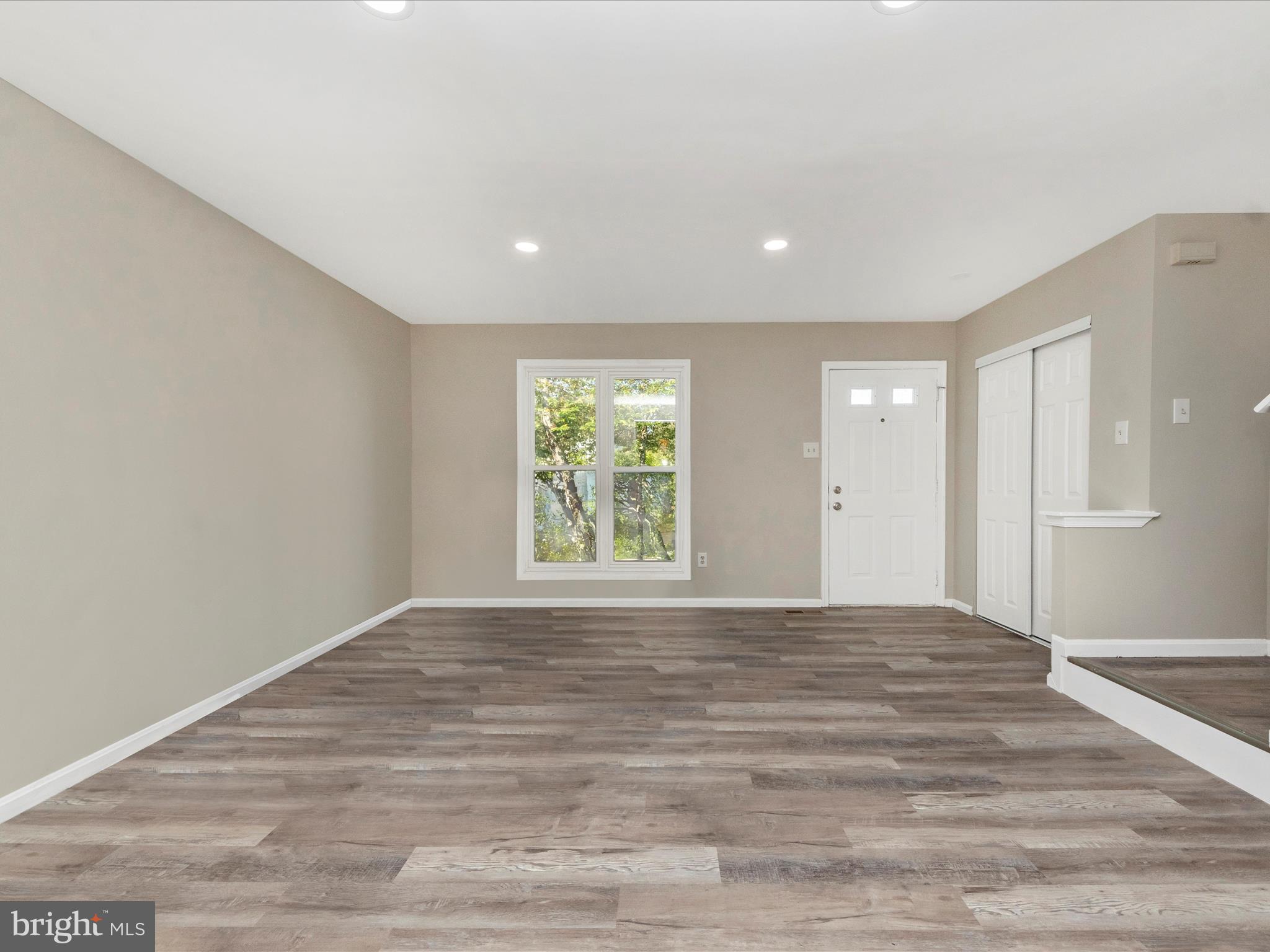 LONGMEAD CROSSING - Residential