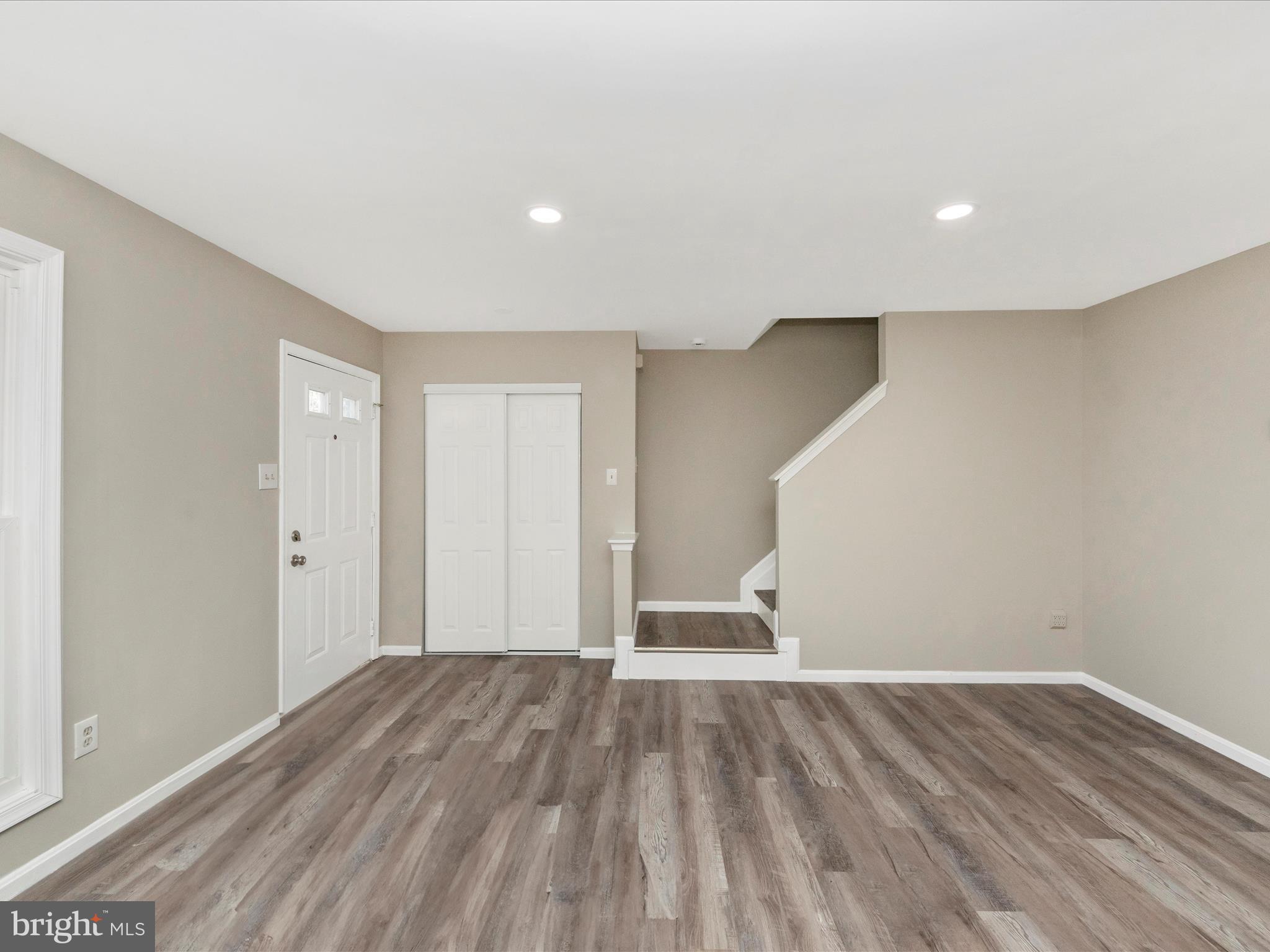 LONGMEAD CROSSING - Residential