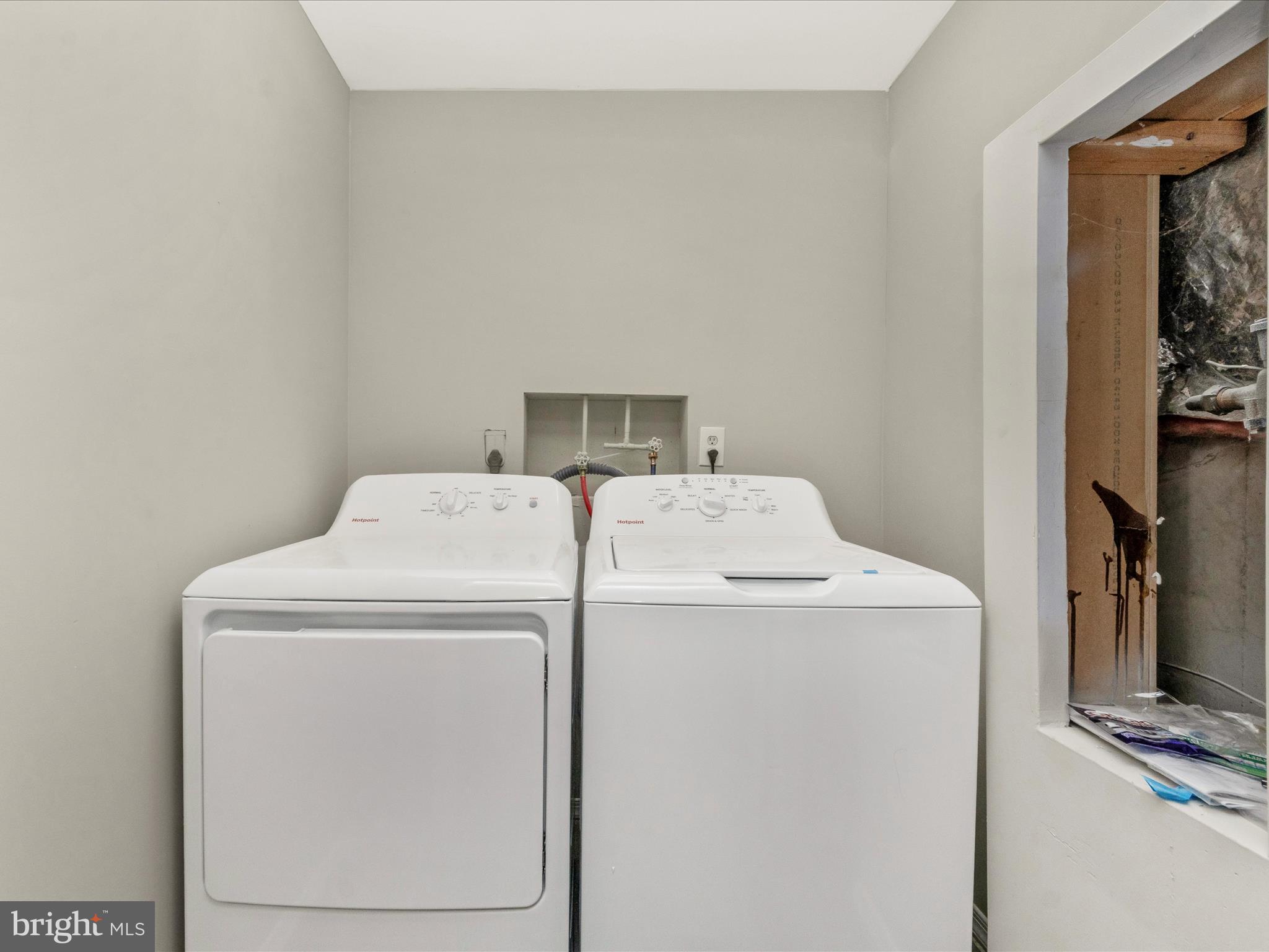 LONGMEAD CROSSING - Residential