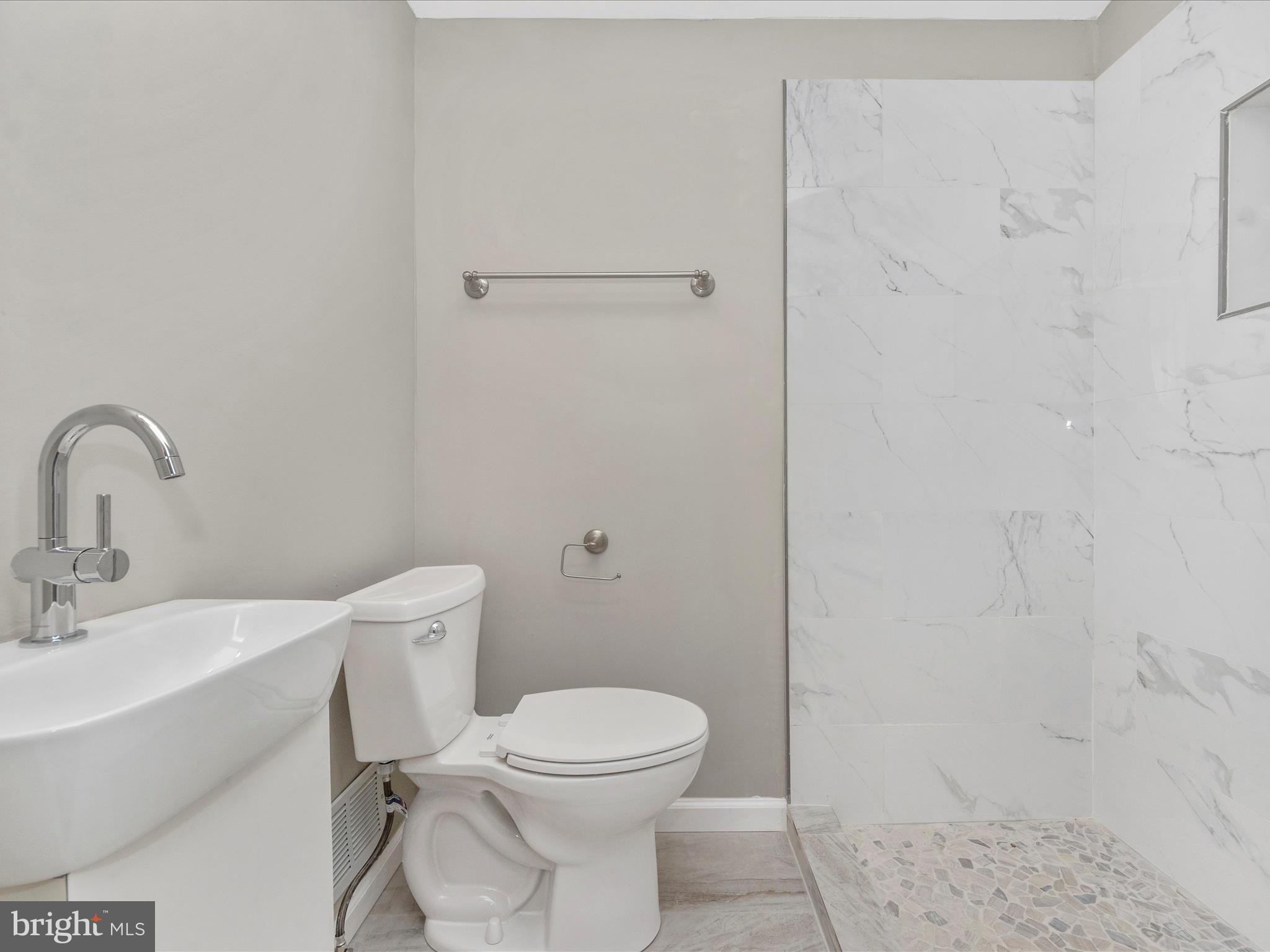 LONGMEAD CROSSING - Residential