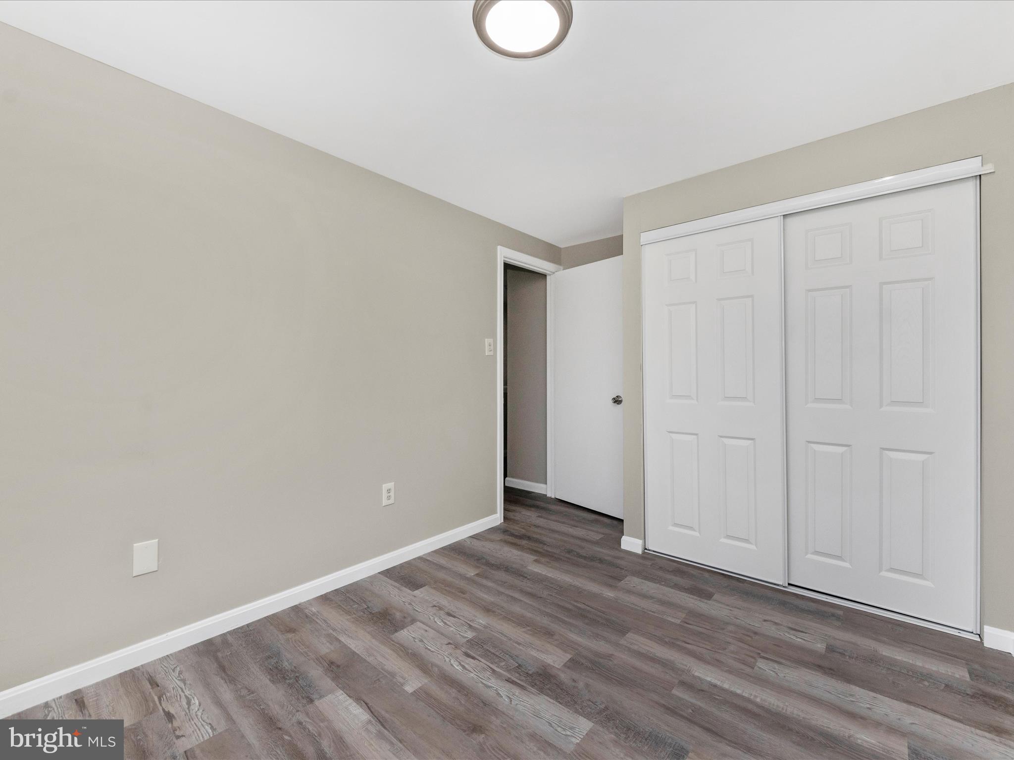 LONGMEAD CROSSING - Residential