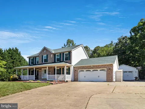 12752 Crescent Run Street, La Plata, MD MLS: MDCH2042708