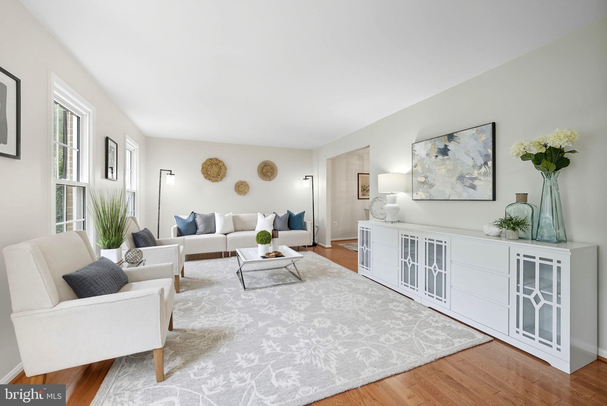 BURKE STATION SQUARE - Residential