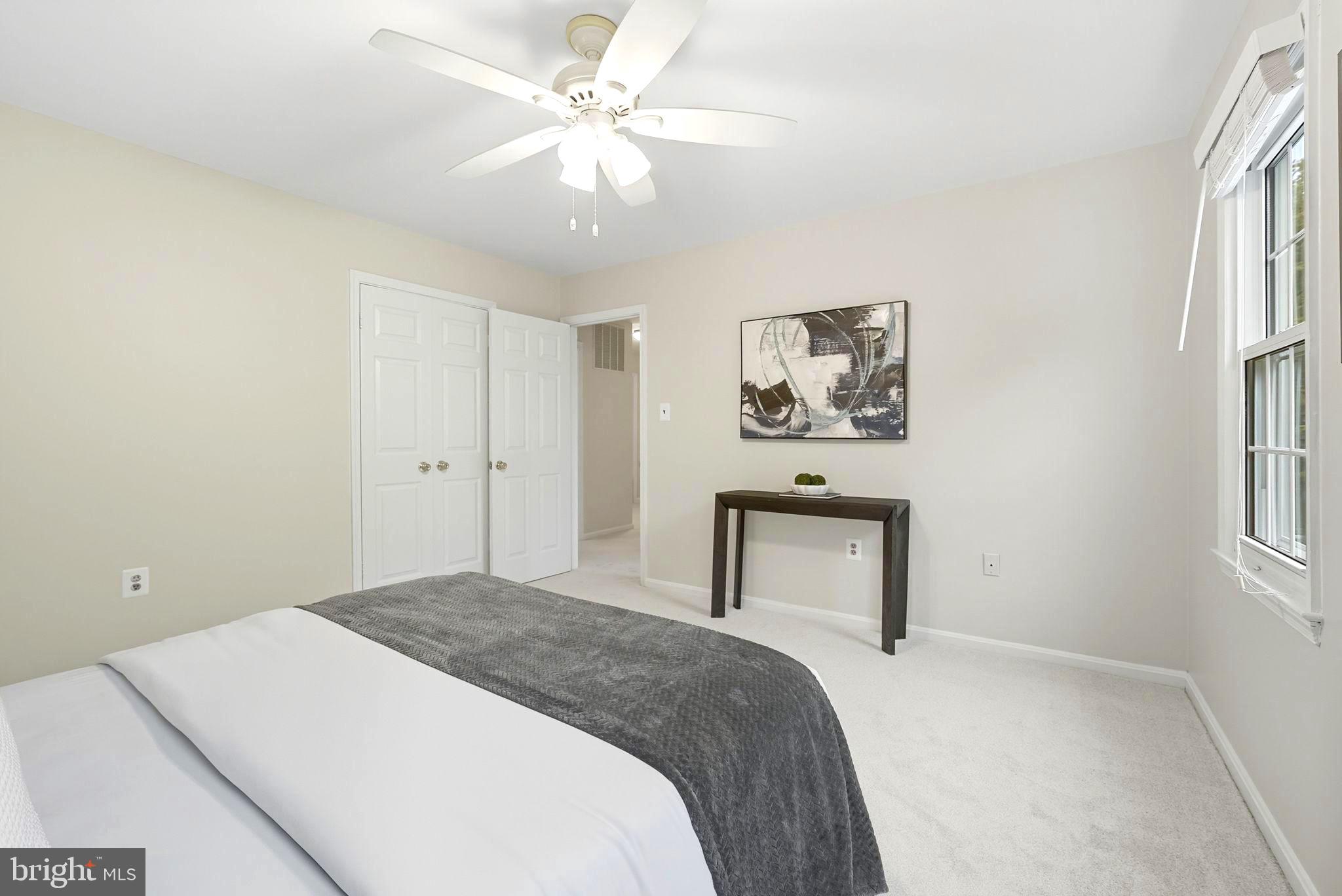 BURKE STATION SQUARE - Residential