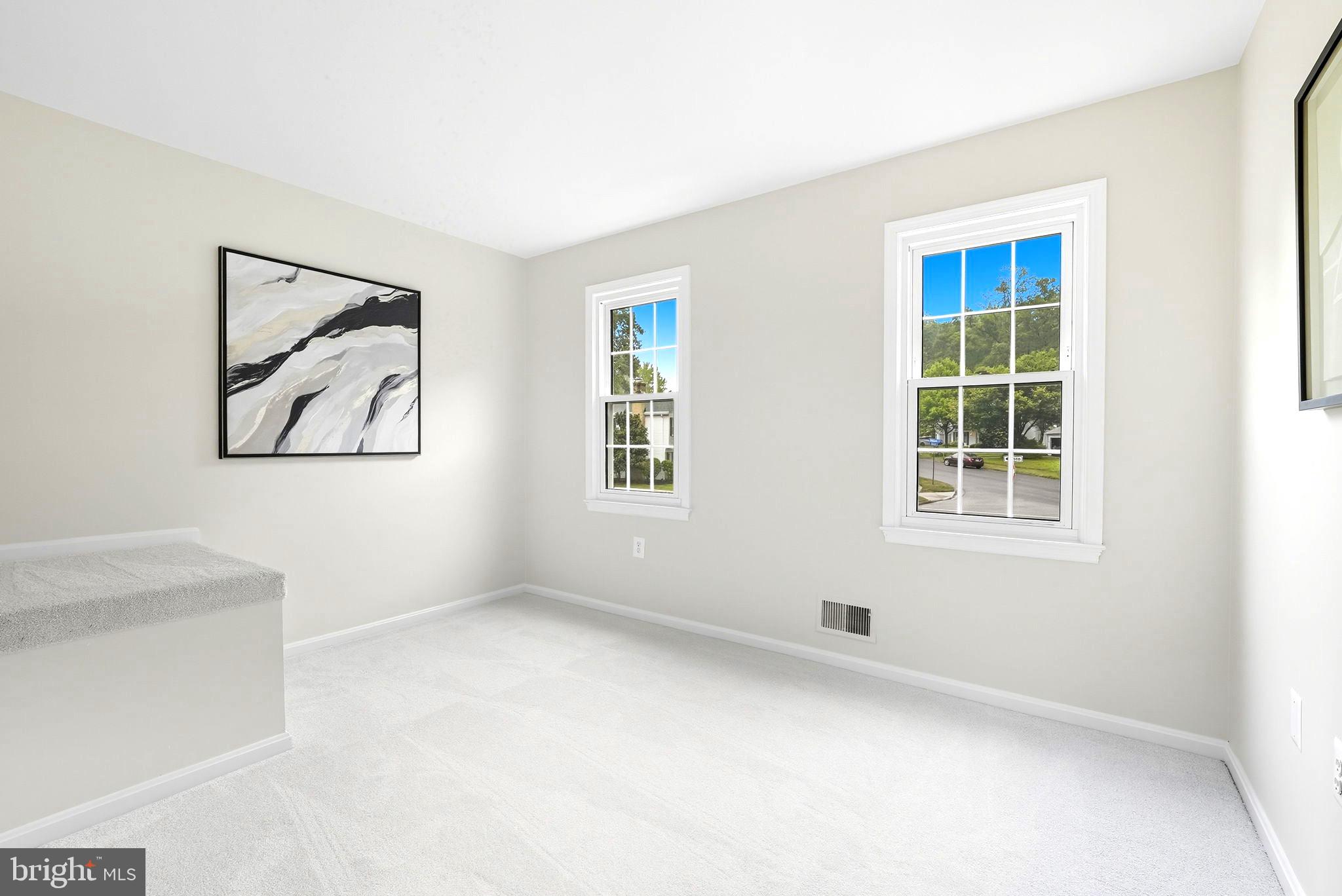 BURKE STATION SQUARE - Residential