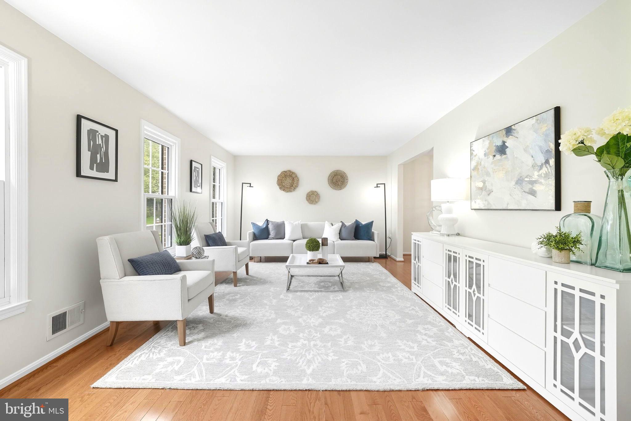 BURKE STATION SQUARE - Residential