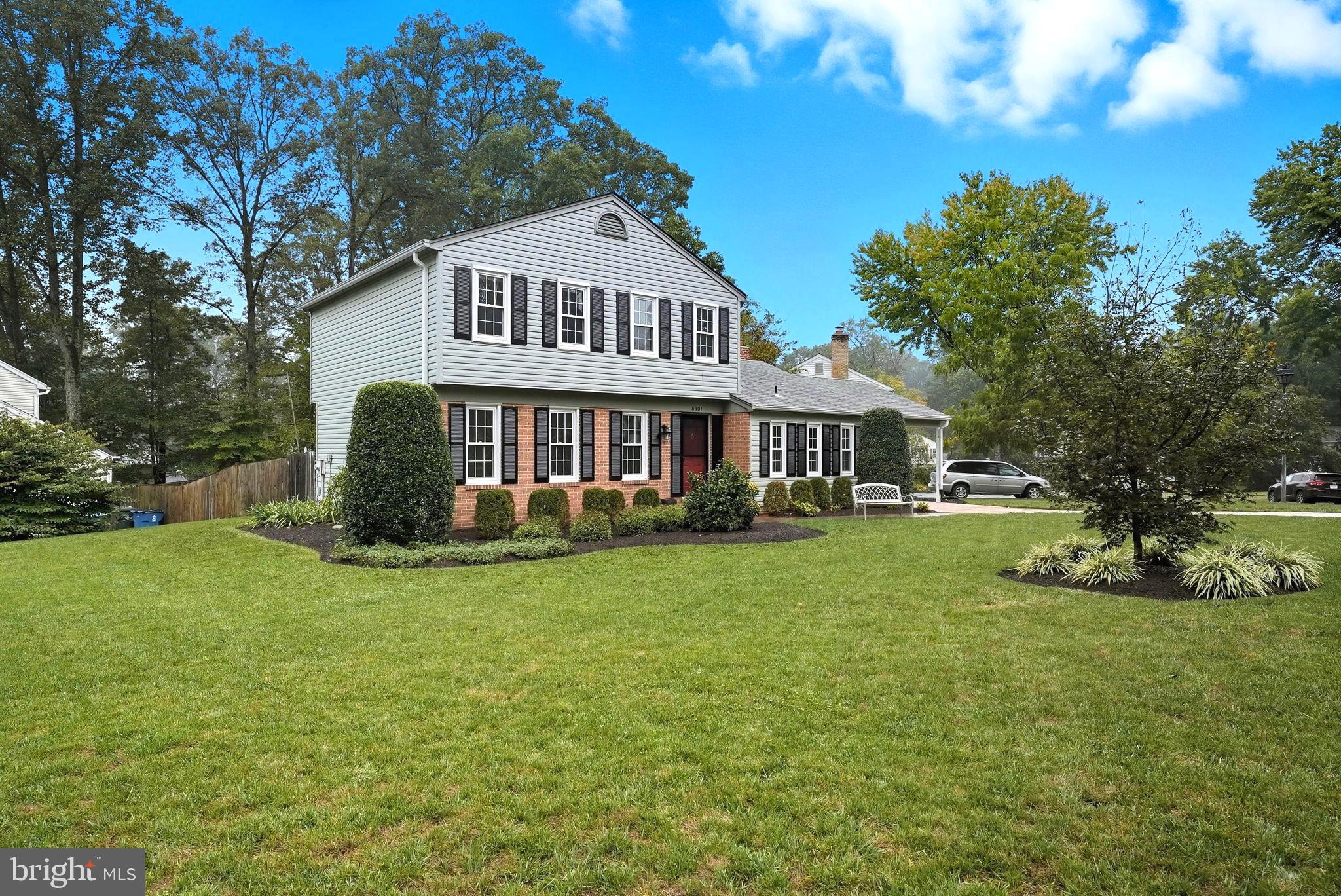 BURKE STATION SQUARE - Residential