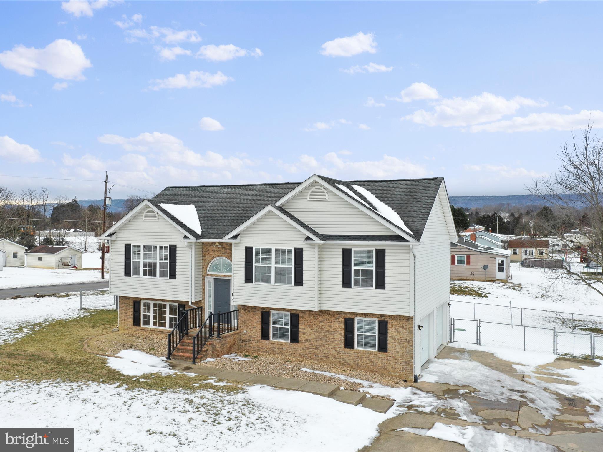 FRIENDSHIP - Residential