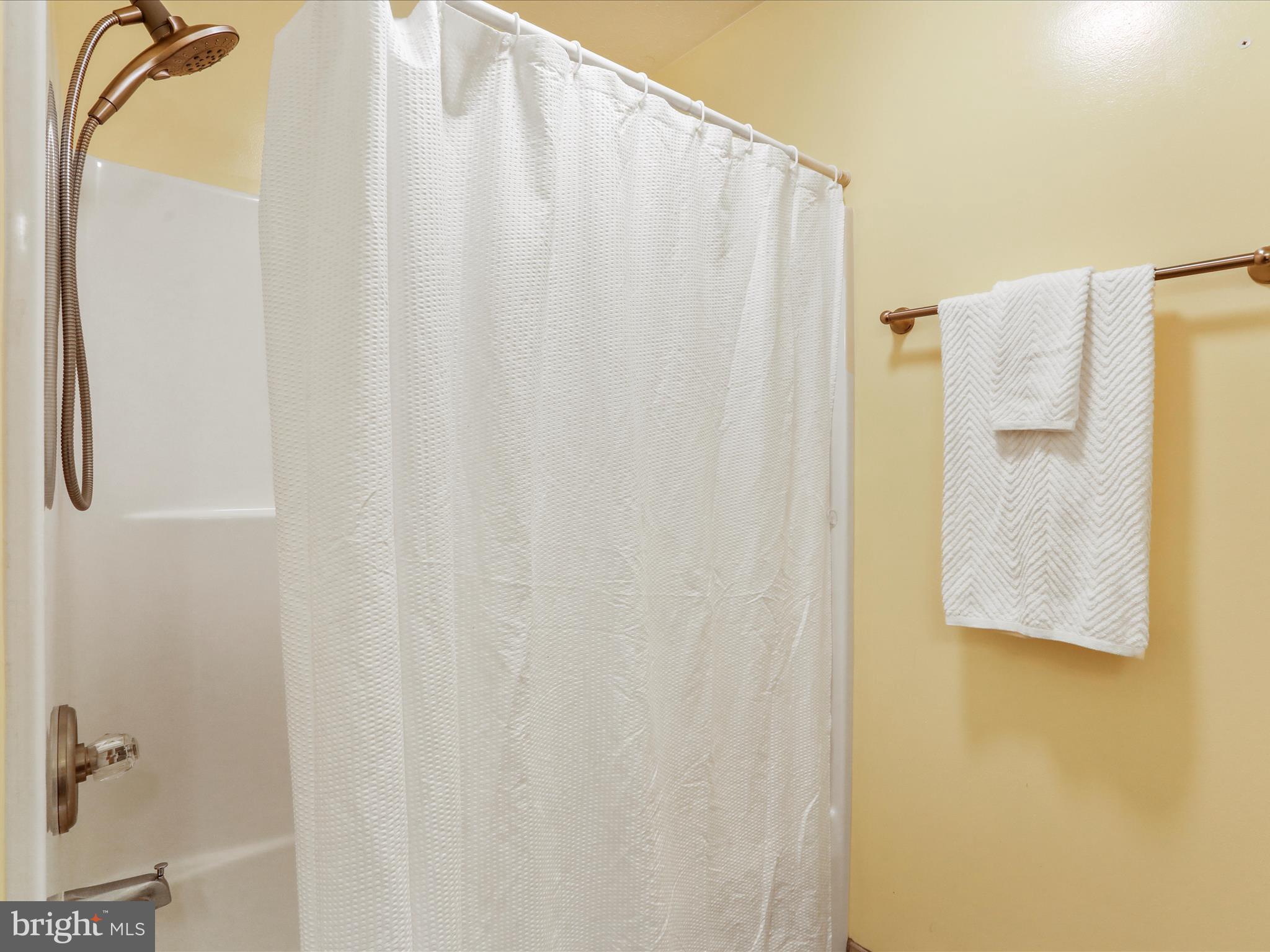 FRIENDSHIP - Residential